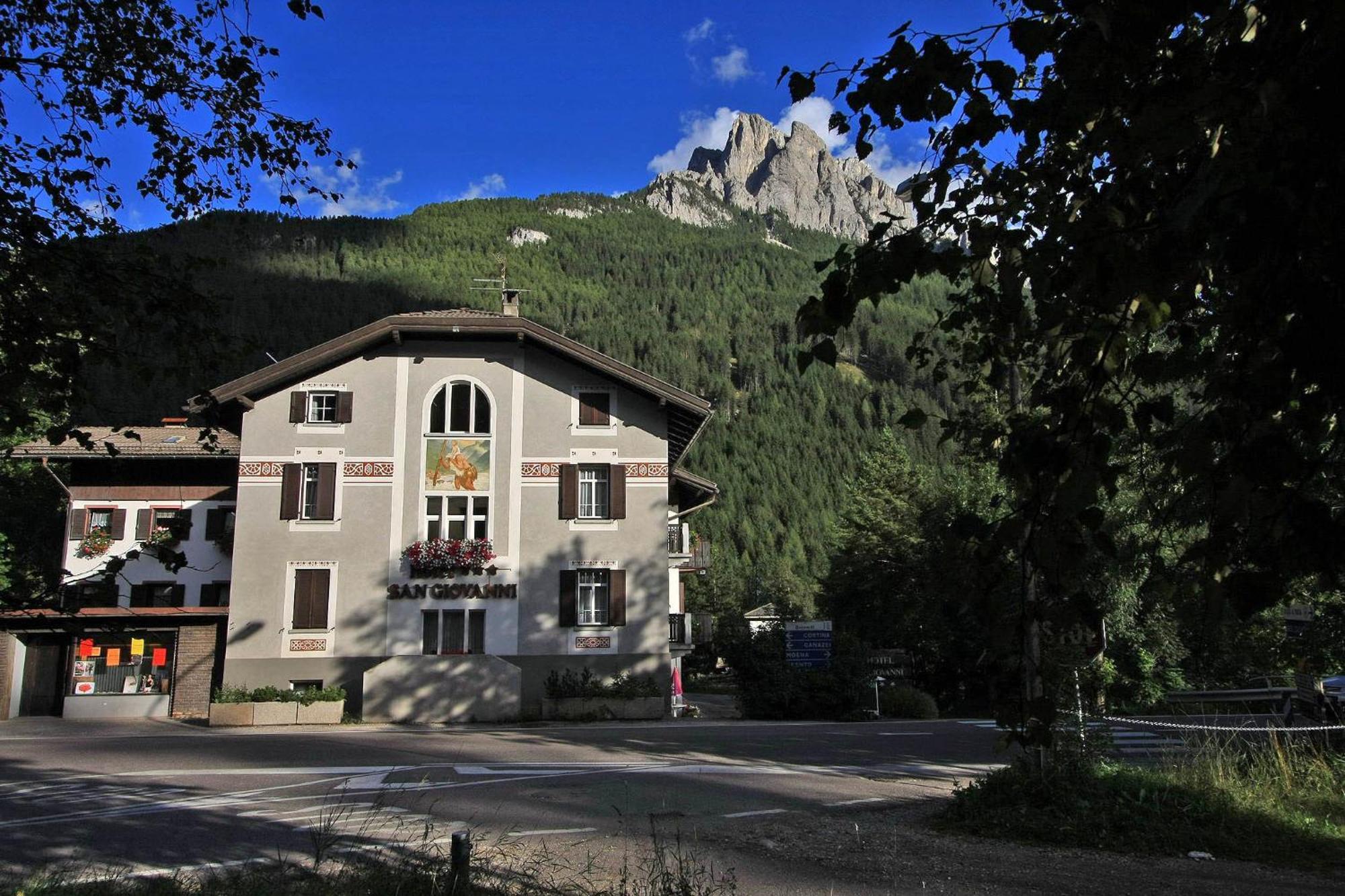Hotel San Giovanni Vigo di Fassa Exterior foto