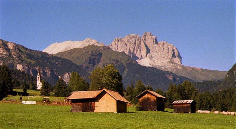 Hotel San Giovanni Vigo di Fassa Exterior foto